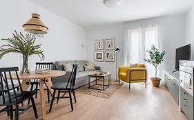 Madrid Sur Apartments By Olala Homes